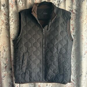 Tahari Men's Vest Black/Brown Quilted Fleece Lined Full Zip Outdoor Casual